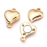 Magnetlås - Mønstret hjerte. 14k PVD forgyldt. 12 mm